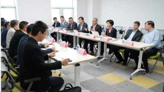 上海市嘉定區(qū)政府領導蒞臨斯凱孚SKF中國走訪交流